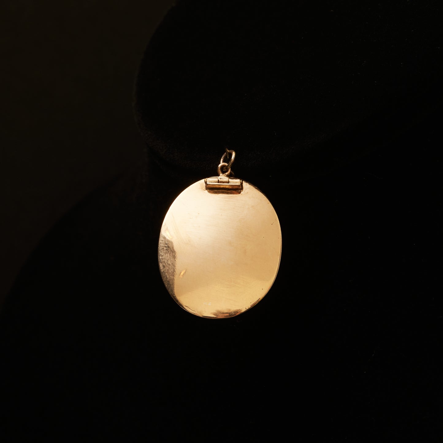 Banded Agate and Pearl Pendant